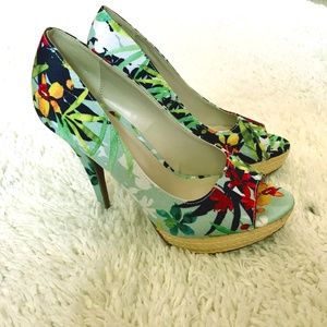 Apt 9 Floral 5" high heel